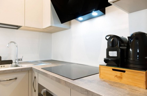 Giaveno Apartment | San Lorenzo Apartment with Balcony and Air Conditioning