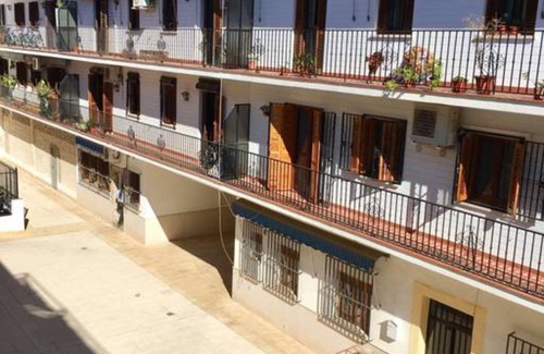 Feria Apartment | SAN LORENZO CENTER SUITE