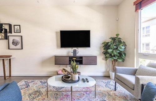 Hillsdale Apartment | San Mateo 2br w parking ac nr shops parks SFO-1555