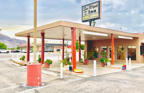Polvadera Hotel | San Miguel Inn