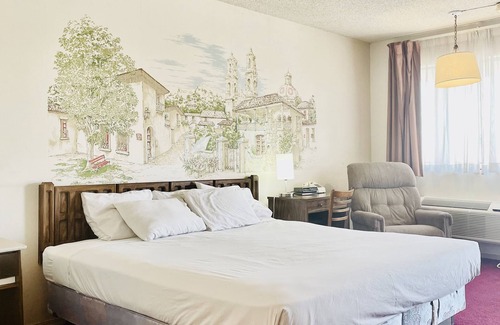 Polvadera Hotel | San Miguel Inn