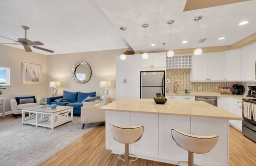 Redington Shores Condo | San Remo. Top Floor. Beach Views