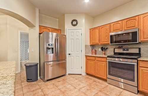 Rancho Bella Vista House | San Tan Super Sparkling Pool/Slide Home! 30 Night Min.