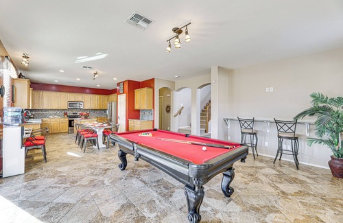 Circle Cross Ranch House | San Tan Valley w/Hot Tub & Oasis-Like Backyard!