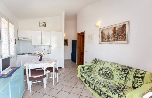 San Teodoro City Centre Apartment | San Teodoro: Apartment/flat - San Teodoro
