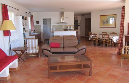 Sanary-sur-Mer House | Sanary-sur-Mer, house on family property, within olive trees, near sea
