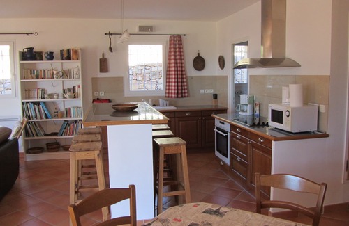 Sanary-sur-Mer House | Sanary-sur-Mer, house on family property, within olive trees, near sea