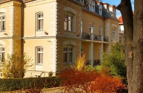 Duszniki Zdroj Hotel | Sanatorium Uzdrowiskowe Zimowit