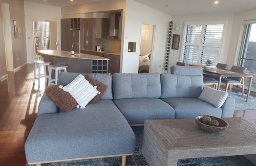 Lennox Head Apartment | SANBAH-2 Beach, Surf, Views