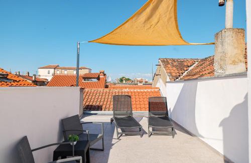 Zadar Old Town Apartment | Sanchi-Bossa Residence