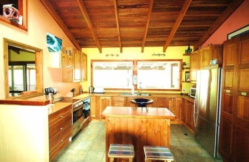 Hyland Park House | Sanctuary Bush To Beach House