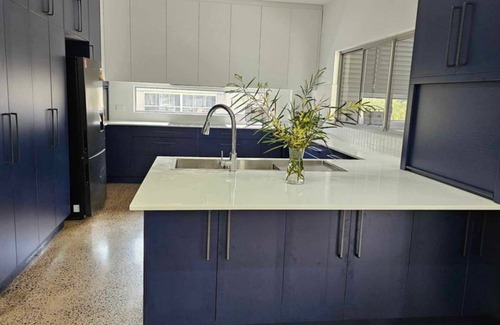 Sanctuary Point House | Sanctuary on the Creek