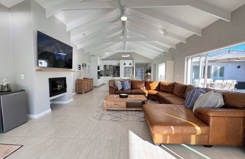 Plettenberg Bay Villa | Sanctuary Sands Villa - 5BD, Pool, Near Beach
