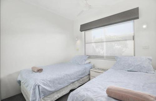 Sawtell Apartment | Sand and Sea 1 - Opposite Sawtell's Main Beach & Steps to Cafes, Restaurants & Boutiques!
