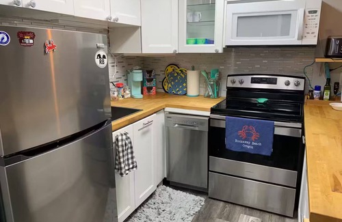 Rockaway Beach Condo | "Sand and Sunsets" an Oceanfront Condo in Rockaway Beach