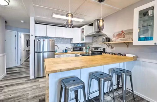 Rockaway Beach Condo | "Sand and Sunsets" an Oceanfront Condo in Rockaway Beach