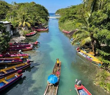 Ocho Rios Hotel | Sand and Tan Beach Hotel