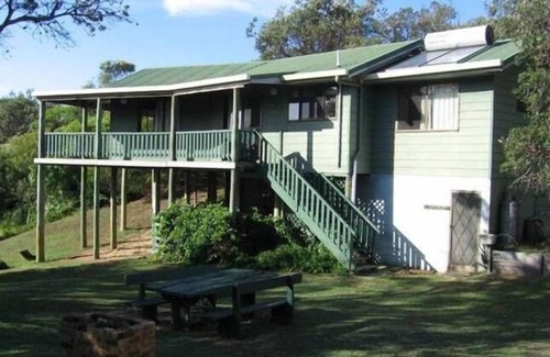 Happy Valley House | ⭐ 🐠⭐ Sandjunes Ocean View Sea Breeze 250m walk to beach