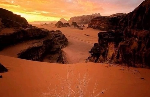 Wadi Rum RV Rental | sand camp wadi rum