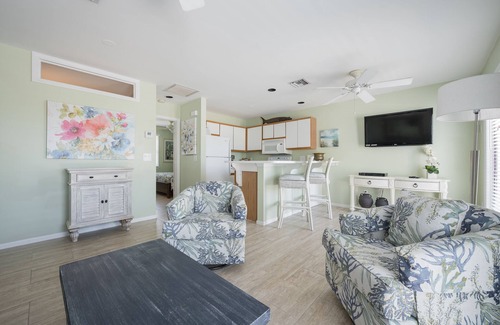Truman Annex Condo | SAND CRAB CABANA at The Truman Annex in Key West