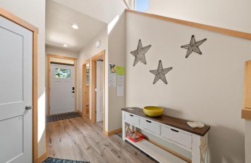 Manzanita House | Sand Dollar House MCA#50380