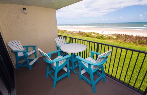 Crescent Beach Condo | Sand Dollar II, Ocean Front Flat, 3 BR 2BA, Pool, Wifi, Elevator, Sleeps 6