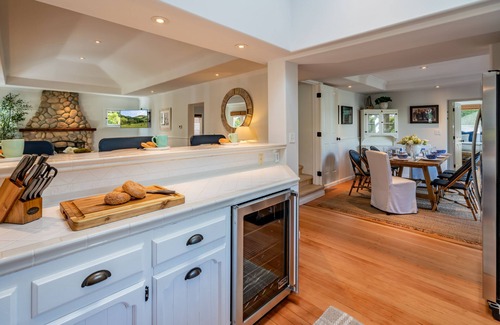 Montecito House | Sand Dollar Retreat - Classic Montecito Craftsman