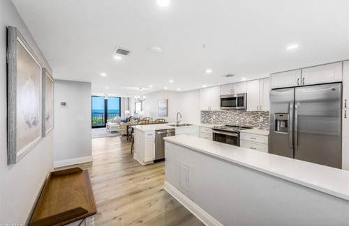 Marco Island Condo | Sand Dollar Sunsets, a South Seas Oceanfront Condo