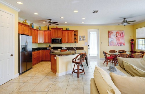 Bradenton Beach Condo | Sand Dollar Villa in Bradenton Beach