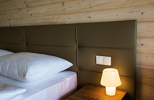 Mlada Boleslav Hotel | Sand Martin