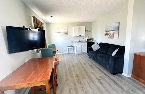 Point Pleasant Beach Hotel | Sand Pebble Motor Lodge