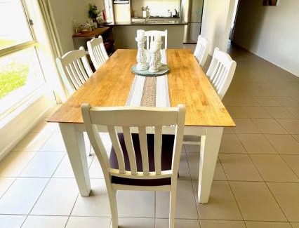Kingscote House | Sand & Salt
