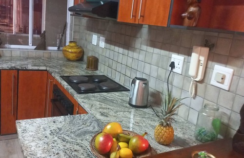 Vineta Apartment | Sand & Sea Self-Catering Accommodation nlocated in proximity of the main beach