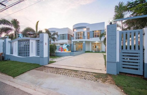 Pak Nam Pran House | Sand Stay Pool Villa Pranburi บ้านพักปราณบุรี พูลวิลล่าปราณบุรี ติดทะเล