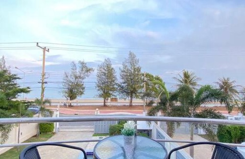 Pak Nam Pran House | Sand Stay Pool Villa Pranburi บ้านพักปราณบุรี พูลวิลล่าปราณบุรี ติดทะเล