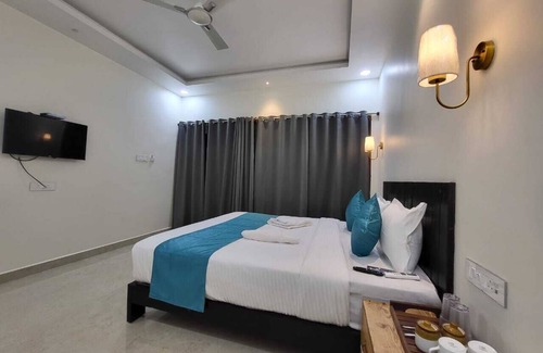 Palolem Hotel | Sand Tent Beach House