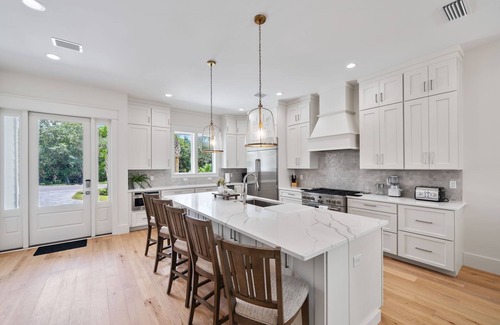 Seagrove Beach House | Sand Wand | 5 Beds | 5.5 Bath | Private Pool | Walk to Beach | Seagrove Beach 30A