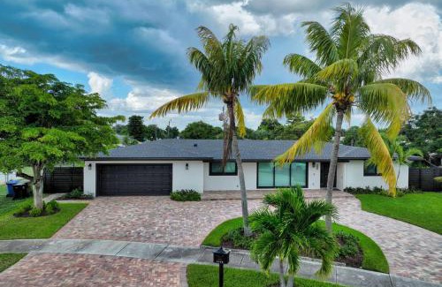 Fort Lauderdale House | Sandals Beach Cottage