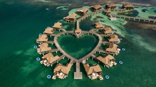 Montego Bay Resort | Sandals Royal Caribbean All Inclusive Resort & Private Island - Couples Only