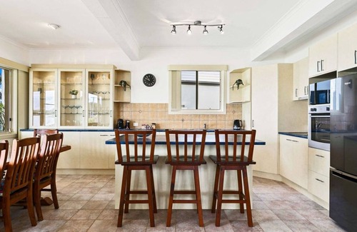 Toogoom House | Sandbar On Moreton 3 bedroom