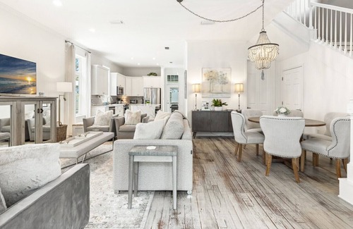 Santa Rosa Beach House | Sandcastle 79: Luxury 30A Blue Mtn Beach Home - 5 min walk to beach
