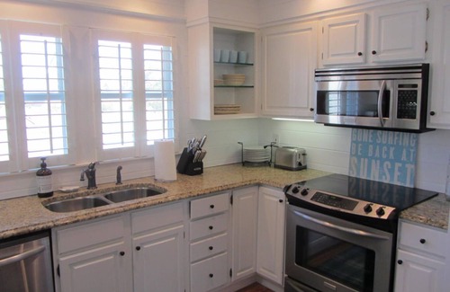 South Beach House | Sandcastle by the Sea - 3Bedroom, 2 Bath/Sleeps 6 - South Beach - Oceanside