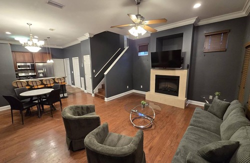 El Centro Beach House | Sandcastle on Castile