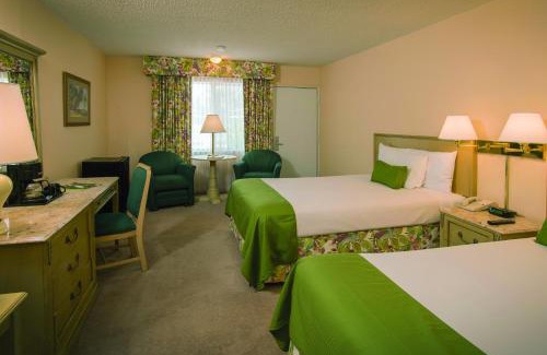 Sarasota Resort | Sandcastle Resort at Lido Beach