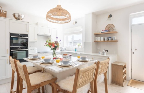 Salcombe Cottage | Sanderling - a beautiful coastal home in the centre of Salcombe