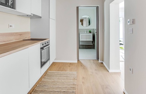 Neapoli-Sykies Apartment | Sanders New Town - Family 1-Bdr. Apt. w/ Terrace