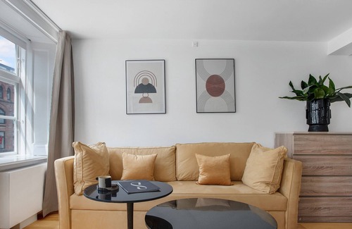 Copenhagen City Centre Apartment | Sanders Regent - Endearing 1-Bdr. Apt. w/ Terrace