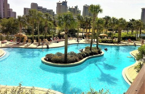 Sandestin Condo | Sandestin Luau 12th FLR studio, Bayside views, adjacent to beach!