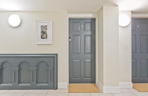 Penrith Apartment | Sandgate Chapel - Self Check In Apartments