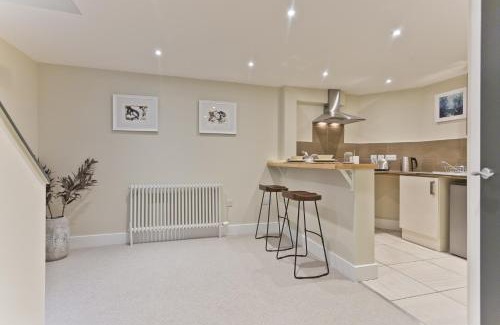 Penrith Apartment | Sandgate Chapel - Self Check In Apartments